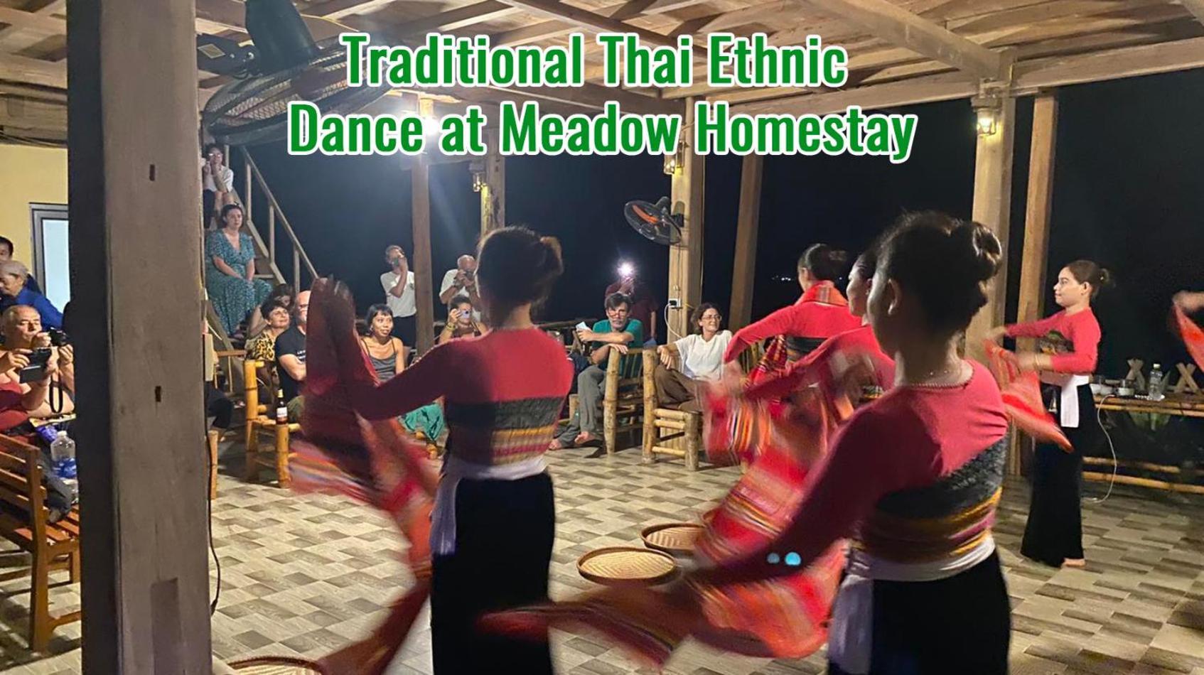 Meadow Mai Chau Homestay Bagian luar foto
